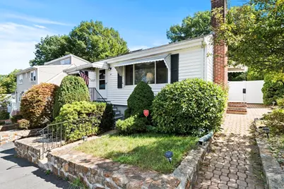38 Bonavesta St, Lynn, MA 01905 - Photo 28