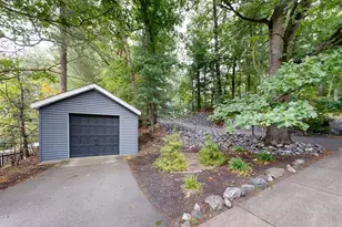 345 Lowell St, Reading, MA 01867 - Photo 22