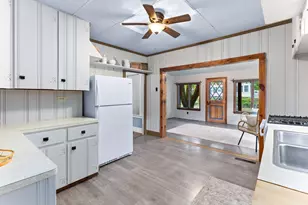 30 Cottage St, Medway, MA 02053 - Photo 16