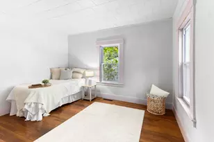 30 Cottage St, Medway, MA 02053 - Photo 10