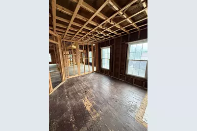 151 S Main St, Orange, MA 01364 - Photo 14