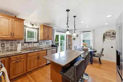 68 Alhambra Cir N, Agawam, MA 01001 - Photo 10