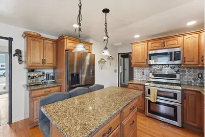 68 Alhambra Cir N, Agawam, MA 01001 - Photo 12