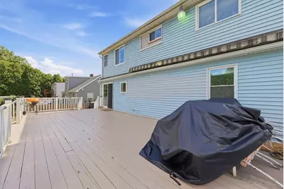 68 Alhambra Cir N, Agawam, MA 01001 - Photo 32