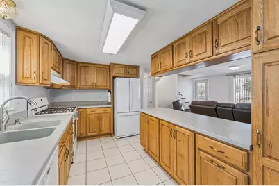 4 Amos St, Tewksbury, MA 01876 - Photo 8