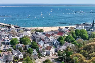 127 Bradford St, Provincetown, MA 02657 - Photo 20