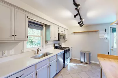 86 E Buckland Rd, Shelburne, MA 01370 - Photo 12