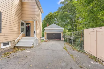 3 Huntington Pl, Brockton, MA 02301 - Photo 30