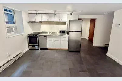 7 Thacher Court #B, Boston, MA 02113 - Photo 2