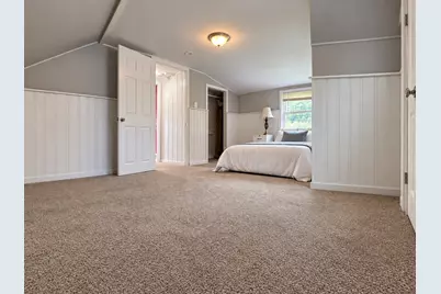 30 Amesbury St, Worcester, MA 01605 - Photo 8