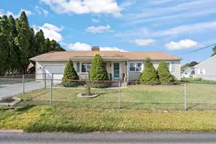 935 Allen St, Dartmouth, MA 02747 - Photo 2