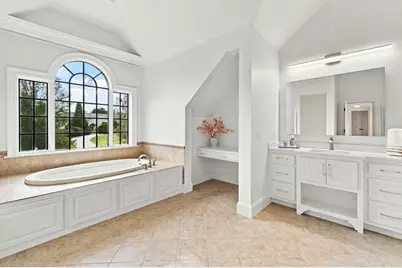 3 Wyndemere Dr, Southborough, MA 01772 - Photo 32