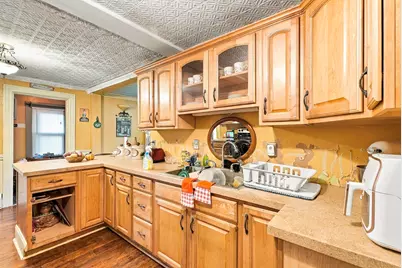 52 Central St, Millville, MA 01529 - Photo 16