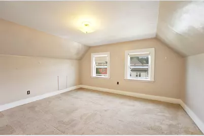 82 Hawthorne St, Malden, MA 02148 - Photo 14