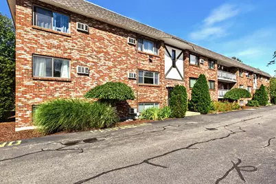 33 McCormick Ter #39, Stoughton, MA 02072 - Photo 2