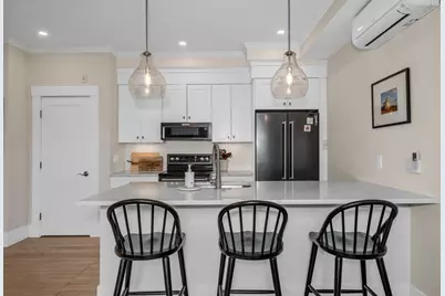 142 Main St #4, Amesbury, MA 01913 - Photo 12