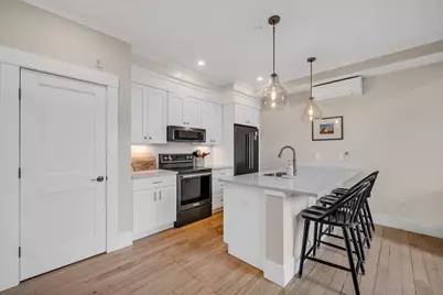 142 Main St #4, Amesbury, MA 01913 - Photo 6