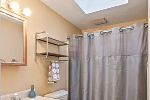 37 Moreland Green Dr, Worcester, MA 01609 - Photo 22