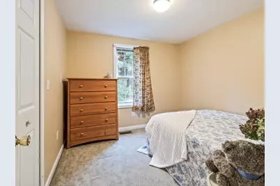 37 Moreland Green Dr, Worcester, MA 01609 - Photo 18