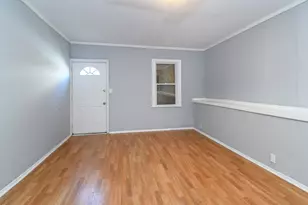 52 & 52 5 Wall St, Worcester, MA 01604 - Photo 4