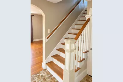 142 Morton St, West Springfield, MA 01089 - Photo 6