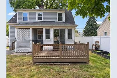 142 Morton St, West Springfield, MA 01089 - Photo 14