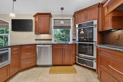 41 Fox Run, Tewksbury, MA 01876 - Photo 12