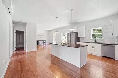 37 N. Sullivan Rd, Charlton, MA 01507 - Photo 4