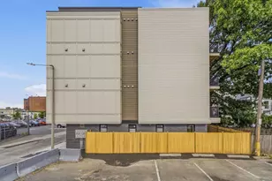 374 Athens St, Boston, MA 02127 - Photo 24