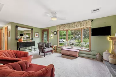 72 Sunset Terrace, Agawam, MA 01030 - Photo 4