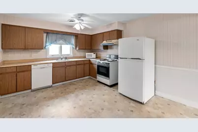 70 North Court #F, Fall River, MA 02720 - Photo 6