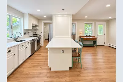 14 Cornell Rd, Framingham, MA 01701 - Photo 6