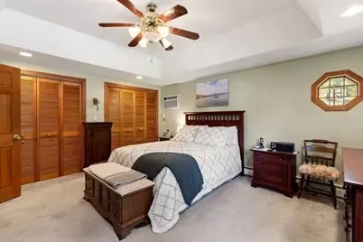 15 Marlboro Rd, Woburn, MA 01801 - Photo 22