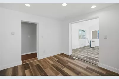 150 Lawndale St, Chicopee, MA 01013 - Photo 12