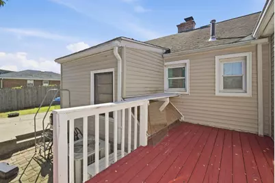 150 Lawndale St, Chicopee, MA 01013 - Photo 22