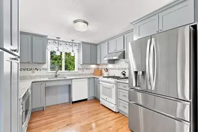 402 Prince Hinckley Rd, Barnstable, MA 02632 - Photo 10
