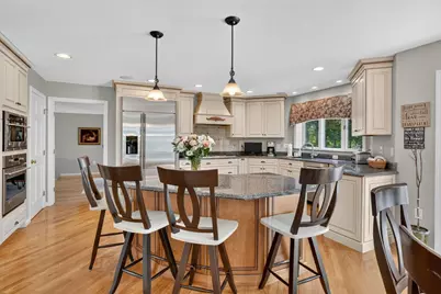 4 Chippy Ln, Andover, MA 01810 - Photo 10