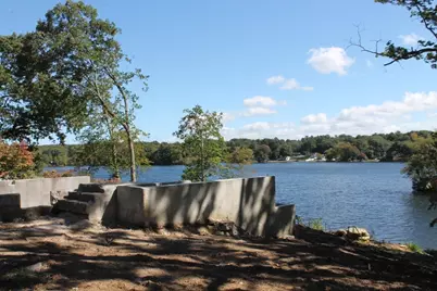 133 Lakeshore, Blackstone, MA 01504 - Photo 4