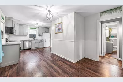 66 Hillside Ave, West Springfield, MA 01089 - Photo 16