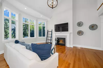 10 Robert Dr #10, Andover, MA 01810 - Photo 2