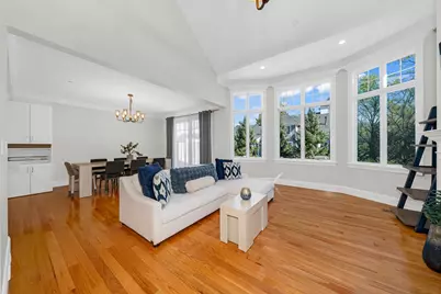 10 Robert Dr #10, Andover, MA 01810 - Photo 4