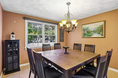 28 Hampden Ave, Burlington, MA 01803 - Photo 4