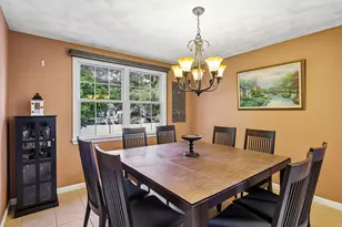 28 Hampden Ave, Burlington, MA 01803 - Photo 4