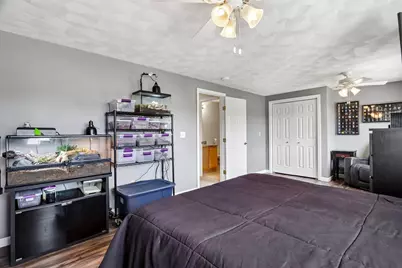 28 Hampden Ave, Burlington, MA 01803 - Photo 24