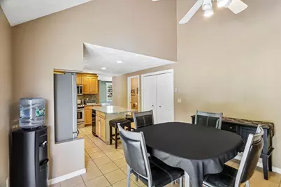 28 Hampden Ave, Burlington, MA 01803 - Photo 8