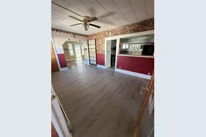 148 Hamlet St, Fall River, MA 02724 - Photo 6