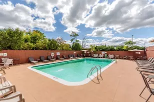 70 Southbridge St, Worcester, MA 01608 - Photo 22