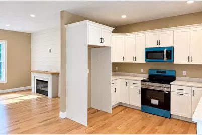 23 Water St, Berkley, MA 02779 - Photo 10