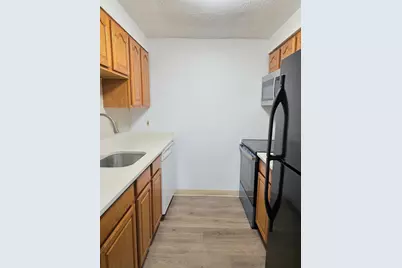 180 Main Street #5304, Bridgewater, MA 02324 - Photo 4