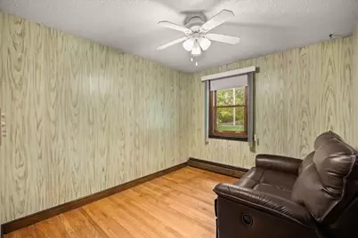95 Christopher Cr, Westport, MA 02790 - Photo 18